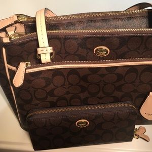 Coach Peyton Sig Acc Wallet